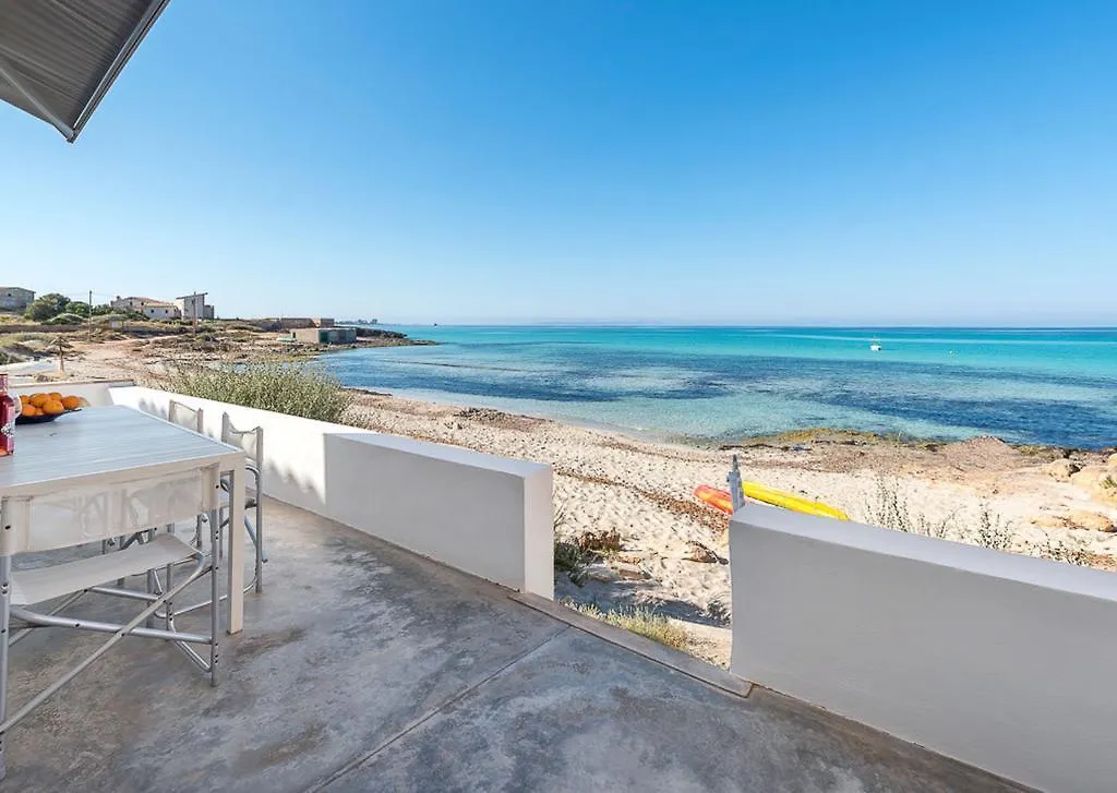 Beach House Es Trenc location